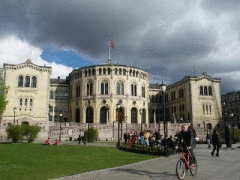 Здание парламента, Осло – столица Норвегии